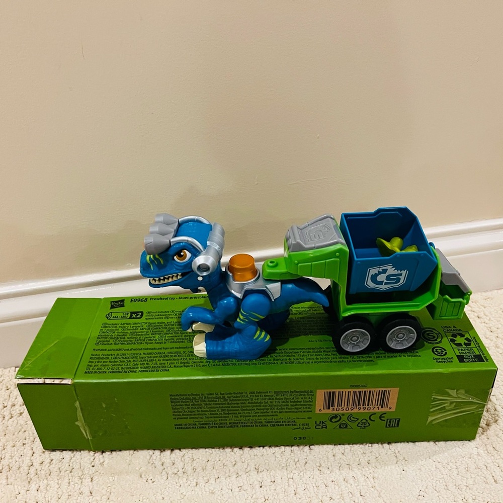 Playskool Heroes Chomp Squad Raptor Compactor, Trailer & 1 Projectile New